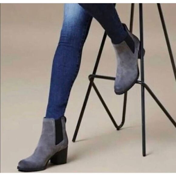 SAM EDELMAN Hanley Grey Suede Chelsea Boot Size 8.5 - Picture 1 of 12